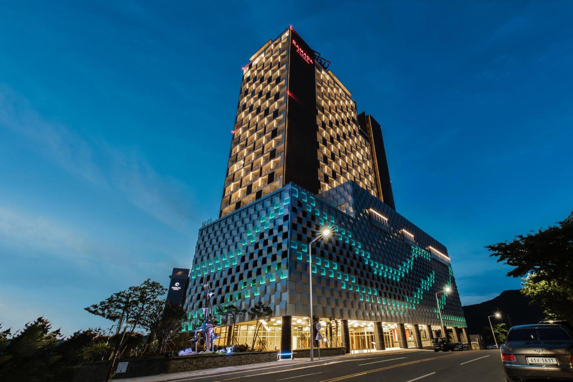 丽水突山温德姆华美达广场酒店 丽水市 外观 照片