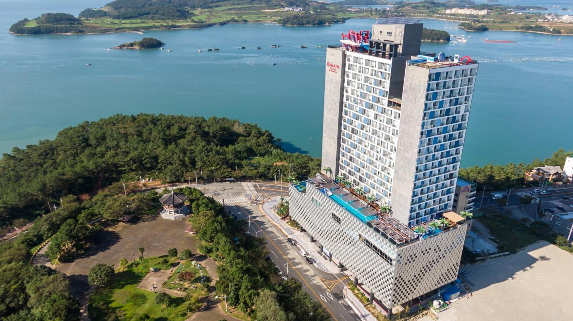 丽水突山温德姆华美达广场酒店 丽水市 外观 照片